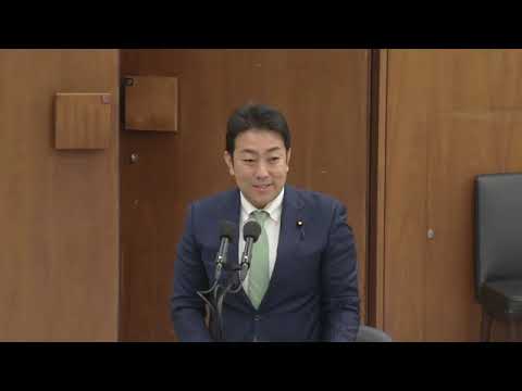 中谷一馬　海外に居住している年金受給者の状況・日本年金機構でマイナンバーを利用した住民基本台帳ネットワークによる生存確認・現況届の未提出件数についても把握されていない//重複受診･重複投薬への対策他