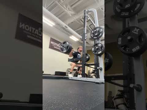 400 Pound Squat @ 170!! (BELTLESS)