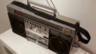 Sankei TCR-S90 Ghettoblaster - 3rd Bass, from the Cactus album, the song "sons of 3rd bass".