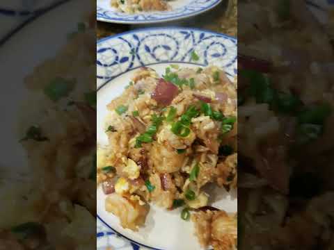 homemade shrimp fried rice #shrimp #foodie #homemade #shorts