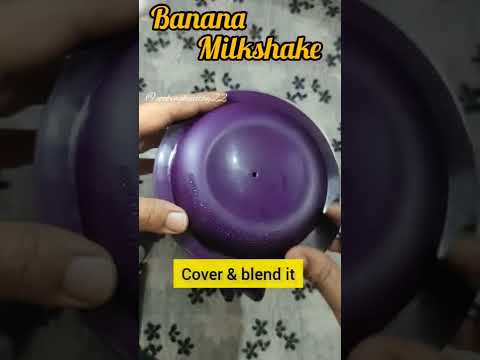 Banana milkshake recipe|#shorts #youtubeshorts #cookinghealthy22