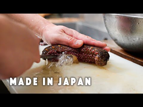 Master chef shows how to cook Sea Cucumber in Japanese cuisine.