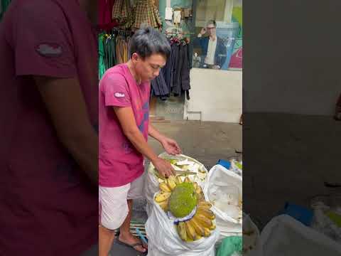 Cebu Streetfood | Fried Breadfruit or Kolo. 15 pesos only at Tabo sa Banay !