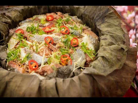 Steamed Cabbage Rice with Shrimp Paste, Pomfret & Pork Belly