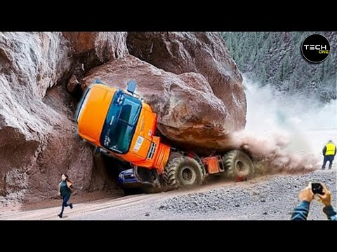 200 Dangerous Idiots Fastest Truck & Heavy Equipment Fails | Extreme Truck Idiots at Work