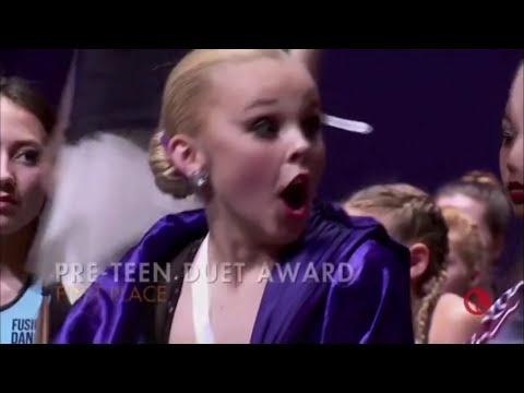 Dance Moms - Awards (S6,E25)