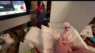 unboxing a 1/4 scale BJD from Ali Express