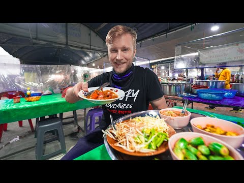 Fantastic STREET FOOD Market in RANONG / THAILAND Motorbike Tour