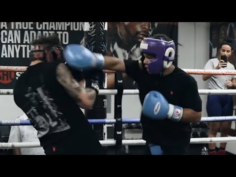 Curmel Moton does a back SPIN Punch in Sparring • Floyd Mayweather Prodigy