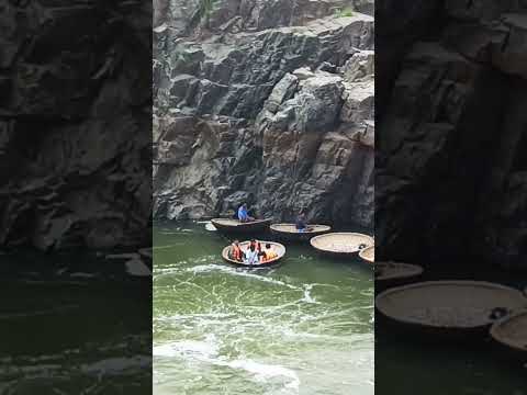 Beautiful falls in #hogenakkal #tamilnadu #india #volg #vlog #shots #frame #english #noun #travel