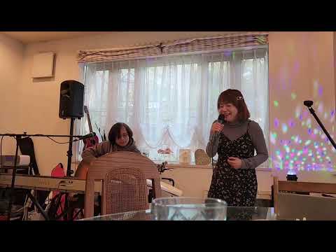 大阪府茨木市にあります音色カフェJUJU に行ってきましたよ🎵『Birthday  Eve』を歌わせて頂きました✨️✨️