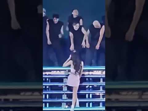 JENNIE cute moment BLACKPINK Concert fancam #kpop #blackpink #kpopedit #kpopidol #fancam #jennie