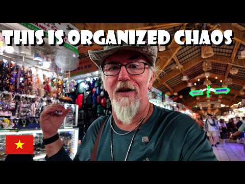 Vlog - E168 - "The Ben Thanh Market! "🇻🇳 Ho Chi Minh City