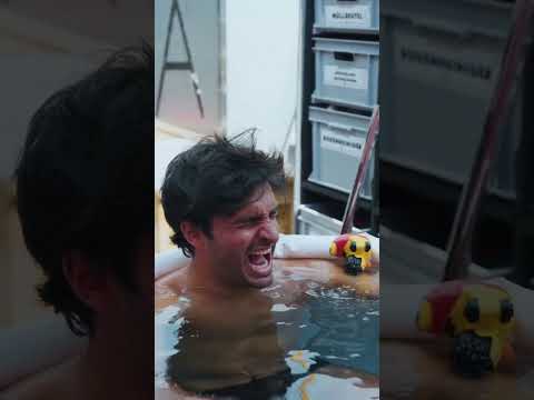 You know ice baths aren't my favourite thing 😅❄️🥶 Full video on my channel ! #carlossainz