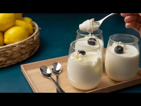 Lemon mousse in 5 minutes. An easy and quick dessert.