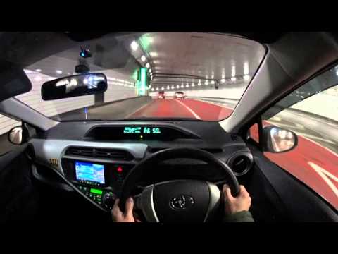 トヨタ アクア夜の首都高ドライブ | Toyota Prius C POV Night Drive