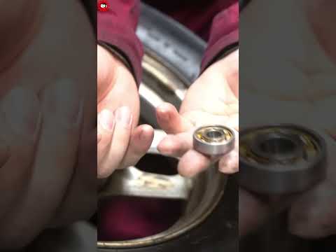 #Shorts｜[AF61] Remove front wheel bearing｜フロントホイールベアリング外し方