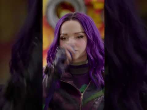 Descendants 3 - Mal has become a beautiful girl again - Dove Cameron #descendants #descendants3