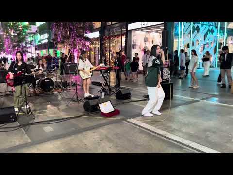 20241206 ยาพิษ - Bodyslam (Performed by Untitled Band) @Siam Square