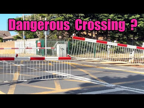 Dodgy Level Crossing at Church Street in Hartlepool