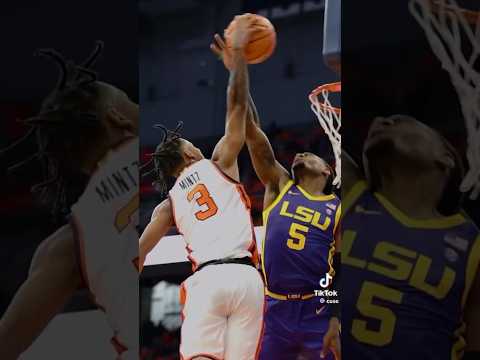 @SyracuseOrange Judah Mintz Delivered a Facial to LSU’s Mwani Wilkinson