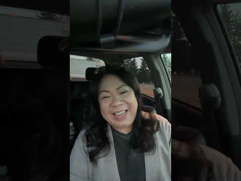 Filipina Social Mom is live!