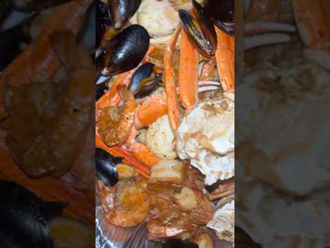 TASTY SEAFOOD BOIL 맛있는 해산물 #shortvideo #youtubeshorts #shortvideo #shorts #fyp #explore #viral #yum