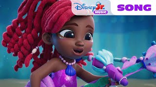 Disney Jr.’s Ariel "Let Your Music Play" Song 🎶 | The Little Mermaid 🧜🏾‍♀️ | @disneyjr