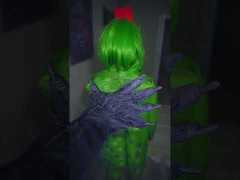 Minecraft Creeper Girl vs. Enderman Night Monster: Epic Showdown!