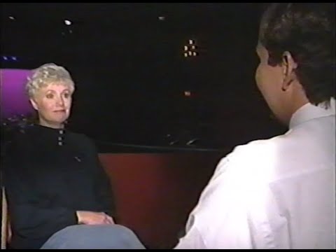 Shirley Jones looking back on her starring role in the movie "Oklahoma." Atlantic City 8/27/1993