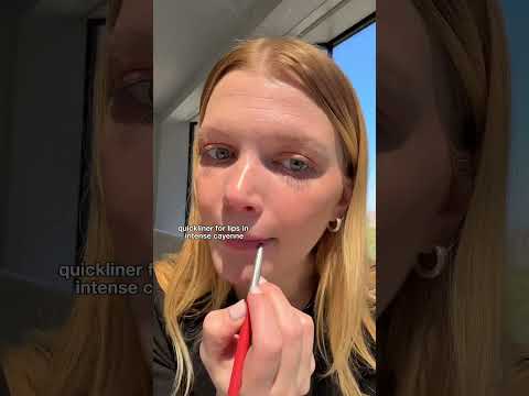 Trying The Viral Sunset Blush Technique with Clinique Chubby Sticks