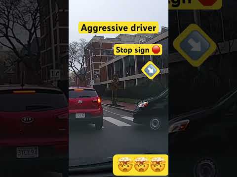 Aggressive drivers #shorts #car #staysafe