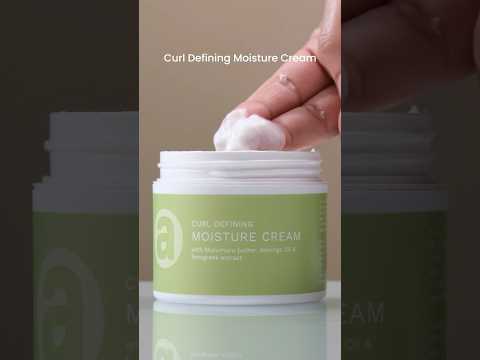 Our Curl Defining Moisture Cream is here to give you the perfect balance of moisture and hold.