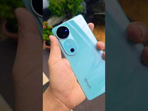 Vivo V40 First look