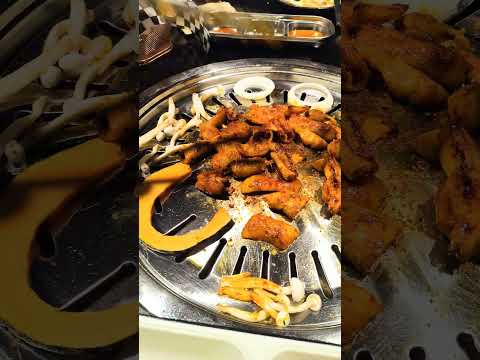 GRILL N'Chill 🇨🇦 #food #shortvideo #kbbq #shorts #short #travel #foodie #foodreview #foodlover