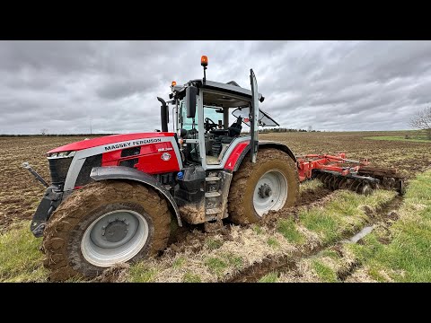 I got a tractor stuck in the mud. More sugar beet and loads of rain