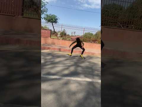 #balurghat #vairal #yotubeshorts #jump #raipur #reaction #indianskater #freestyle #skating #reaction