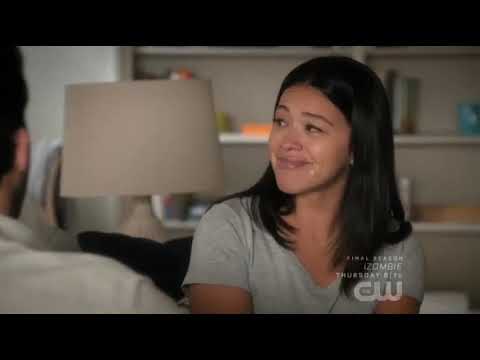 Jane the Virgin Season 5 Episode 15 mateo reads jane book