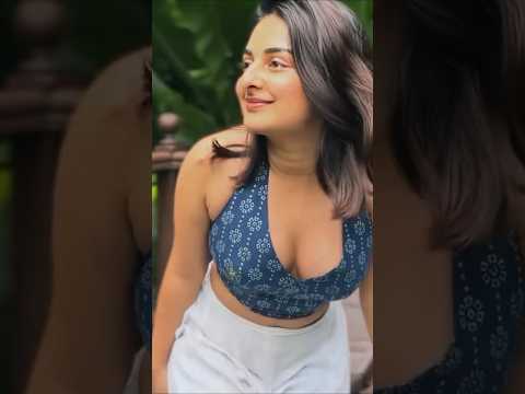 ESTHER ANIL HOT LOOK SLOW MOTION 🤤🥵|#estheranil #navelamrit #actresshotdress #hotedit #hotlook#navel