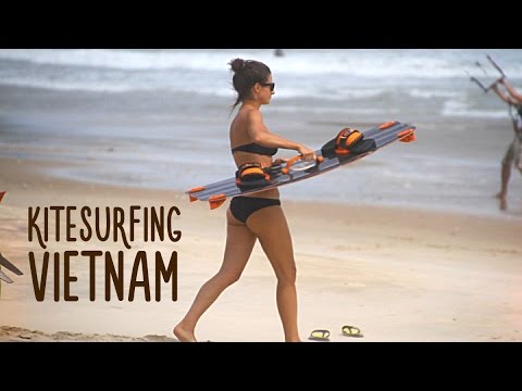 Kitesurfing in Vietnam / Wave spot Malibu