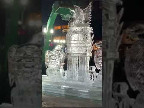 【氷像破壊】さっぽろ雪まつり後の氷像解体の様子【一撃！】