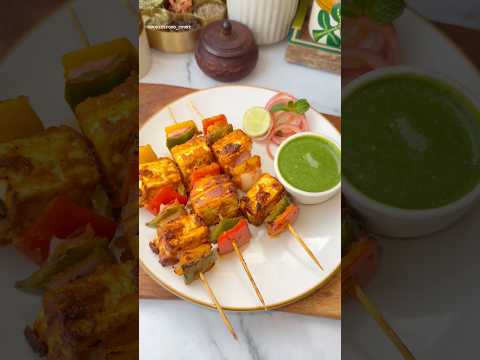 Paneer Tikka Recipe With Hari Chutney😍 #shorts #paneertikka #trending