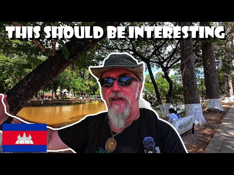 Vlog - E220 - "How Difficult Is It To Get Computer Parts Here? "  🇰🇭  Siem Reap