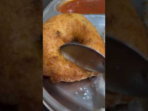 Idli Chutney Sambar Vada ♥️ #food #idlilover #shorts