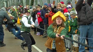 Battle of the borders: Minnesotans, Wisconsites match up for legendary tug-of-war battle