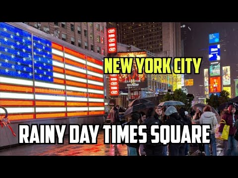 New York: Times Square Rainy Day