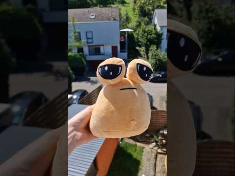 Pou burns 😂💩 #pou #plushie #plushtoy