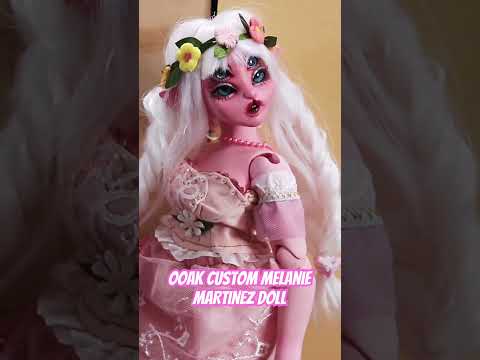 I made a OOAK portals album ball jointed doll of Melanie Martinez ❤️ process is on YouTube now