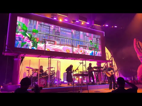 Porter Robinson - Smile! :D World Tour @ Mountain View, CA 2024 [Full Concert 4K60]