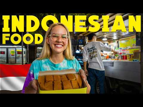 Eating the BEST Indonesian Street Food in Jakarta, Indonesia 🇮🇩